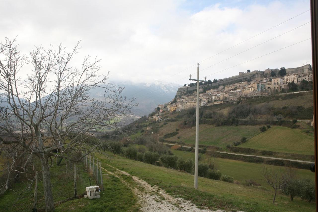 B&B La Collina Degli Ulivi Civitella Del Tronto Extérieur photo